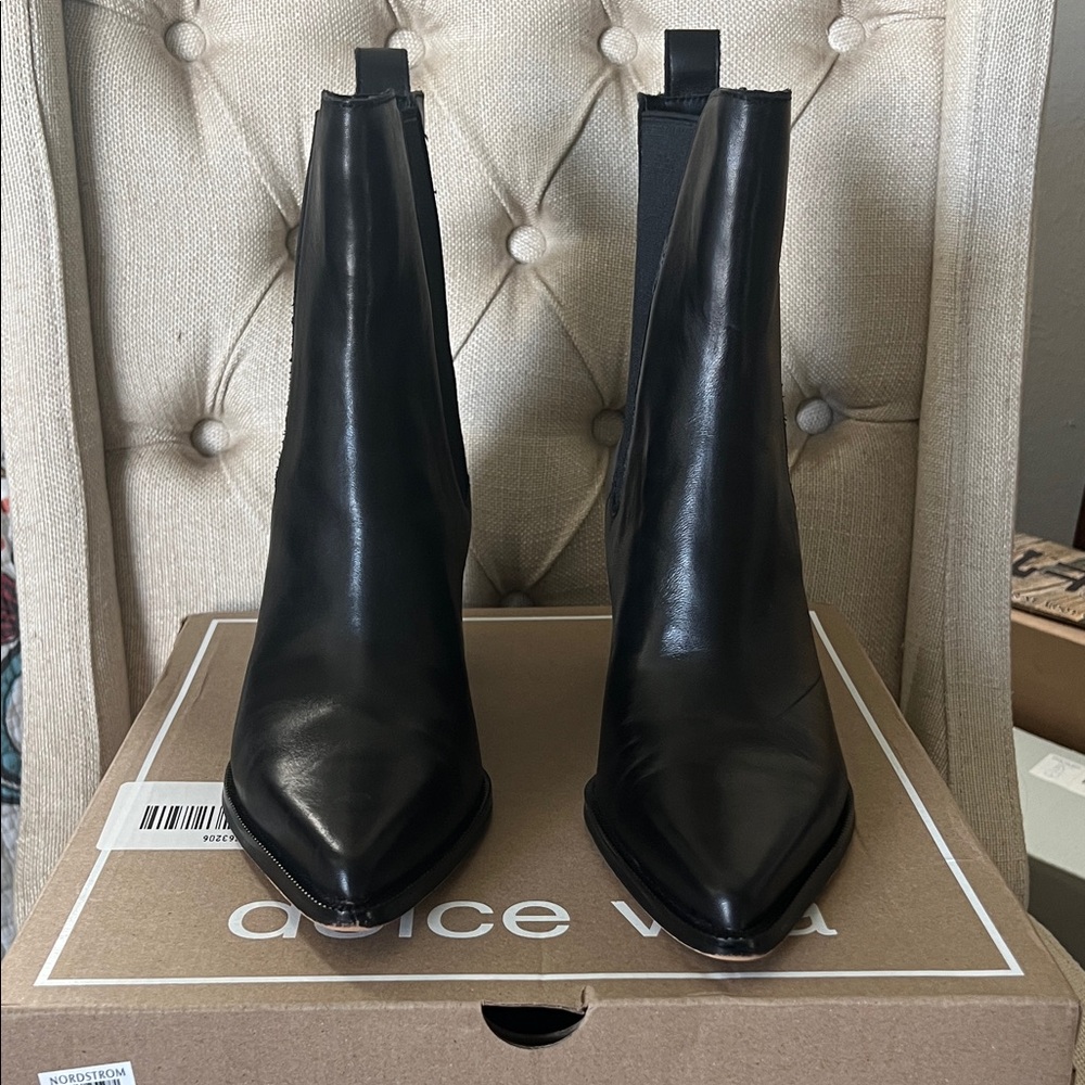Dolce Vita Glossy Black Ankle Boots